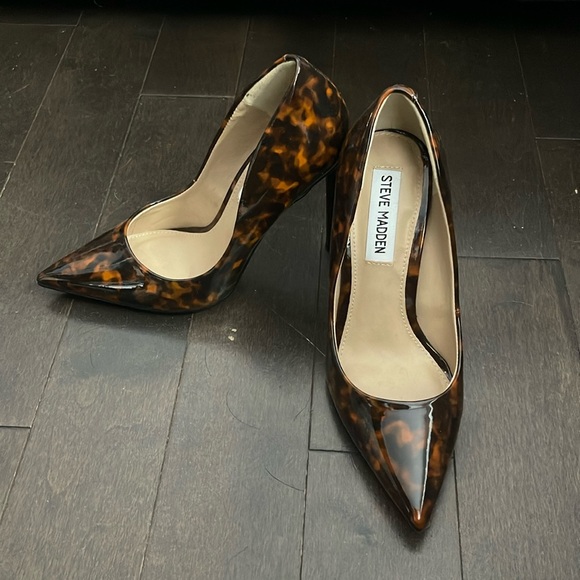 Steve Madden Heels never worn - Picture 1 of 2